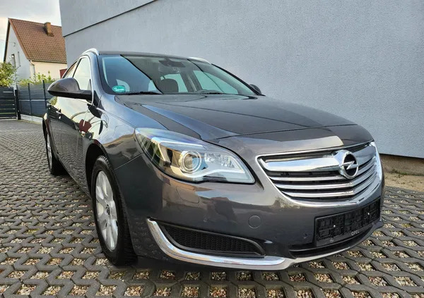 wielkopolskie Opel Insignia cena 32800 przebieg: 223745, rok produkcji 2014 z Piła